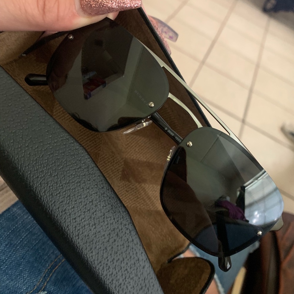 100% authentic Men’s BURBERRY sunglasses